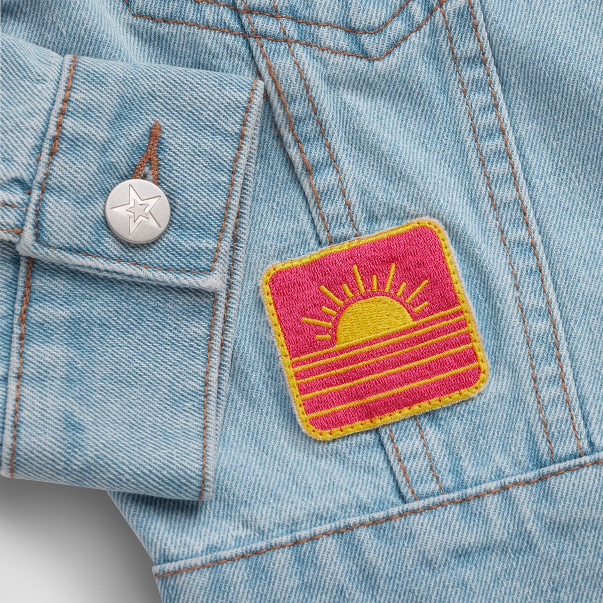 Daisy Davenport’s™ Jean Jacket for Girls (Girl of the Year™ 2027)