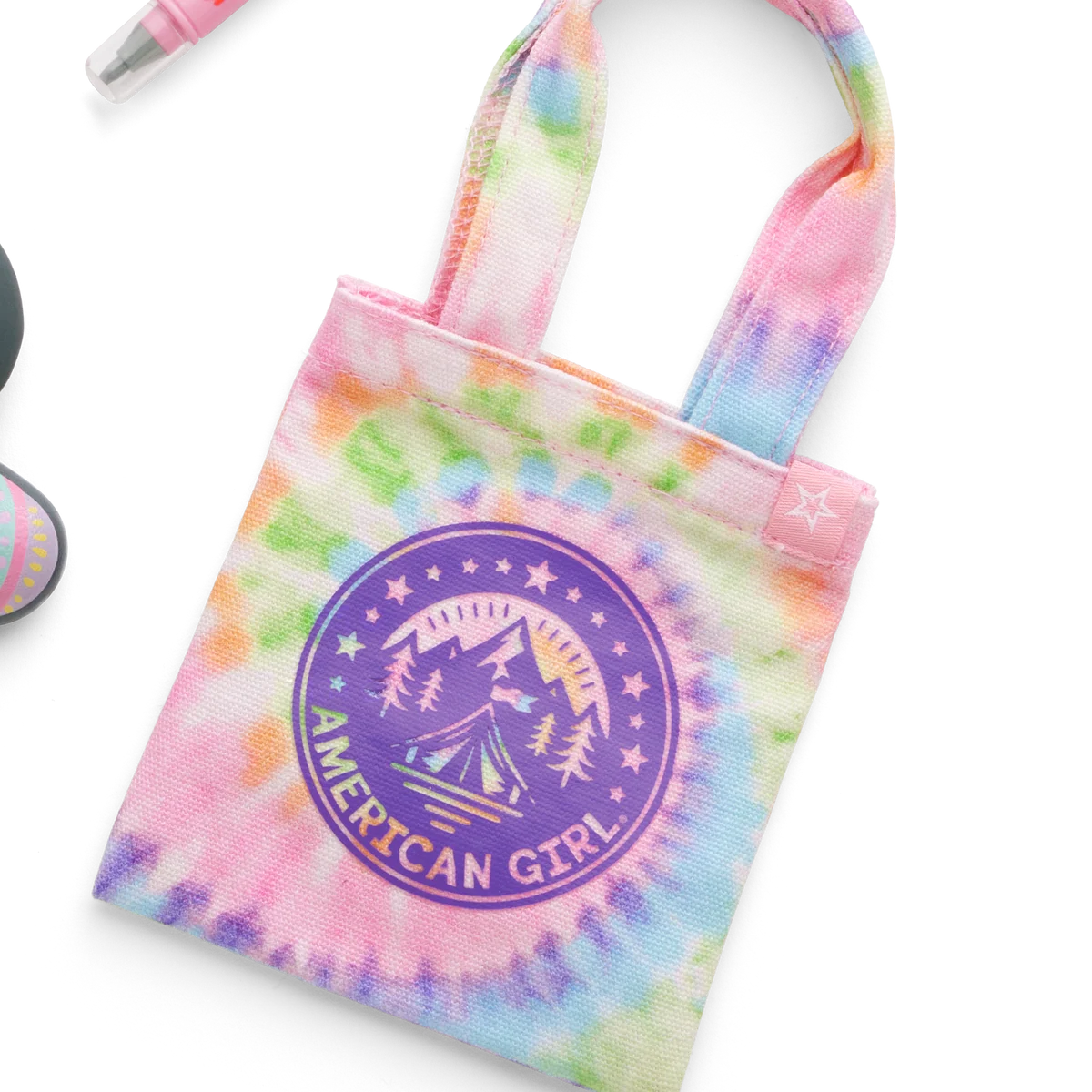 Daisy Davenport’s™ Camp Crafts Set for 18-inch Dolls (Girl of the Year™ 2027)