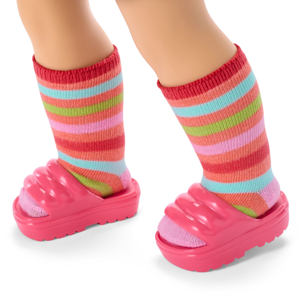 Daisy Davenport’s™ Camp Bag & Gear for 18-inch Dolls (Girl of the Year™ 2027)