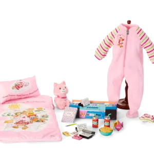 Courtney’s™ Strawberry Shortcake™ Sleepover Bundle (Historical Characters)