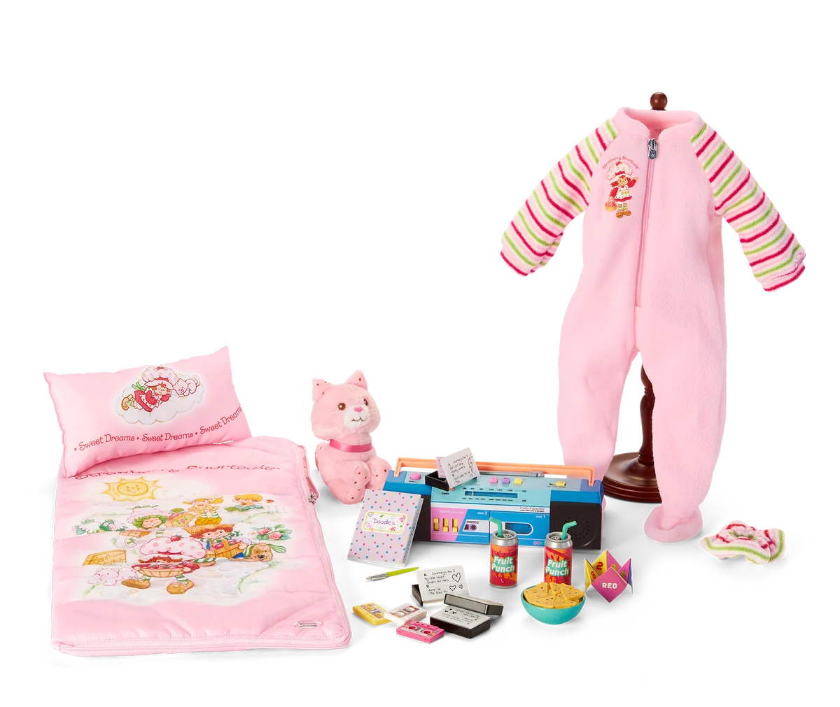Courtney’s™ Strawberry Shortcake™ Sleepover Bundle (Historical Characters)